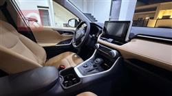 تۆیۆتا ڕاڤ 4